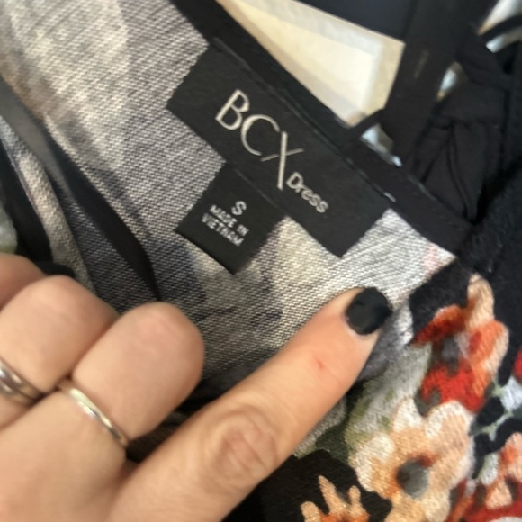 BCX Floral Print V-Neck Lace Back Mini Dress Small - Picture 7 of 9